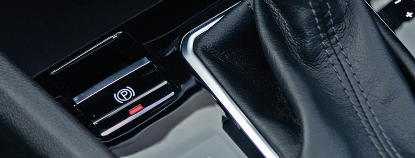 How to Release Parking Brake on Jeep Compass: Quick and Easy Guide