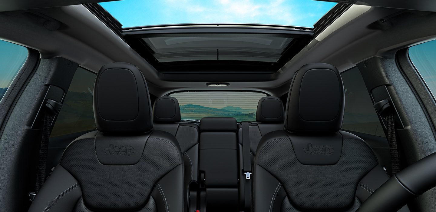 Jeep® Cherokee Interior - Jeep Caribbean
