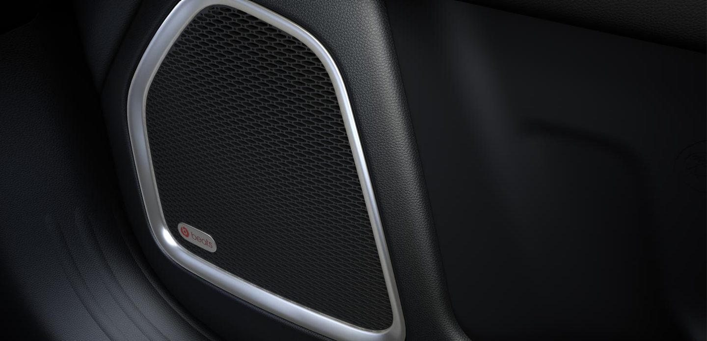 Beats audio jeep compass store